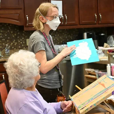 Katie-Heebner-painting-richland-residents-1-1200x800