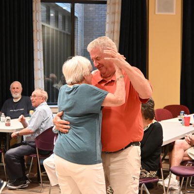 couple_dancing_small
