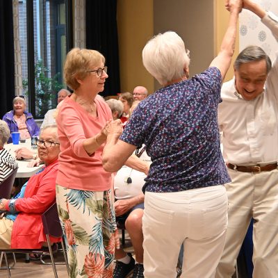 trio_dancing_small